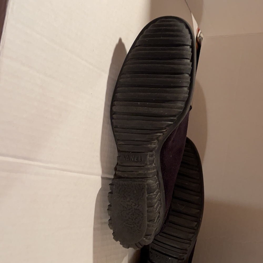 Black mule shoes by Vaneli  size 8M - Picture 3 of 9
